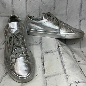 Woman By Common Projects Sneakers Achilles Low Silver Metallic Leather Lace-Up